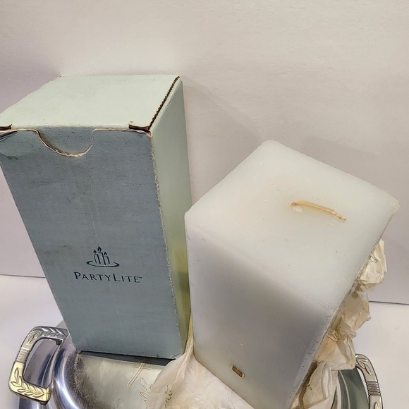 Partylite 3" x 6" Spring Water K06611 scented square pillar candle - Picture 2 of 5